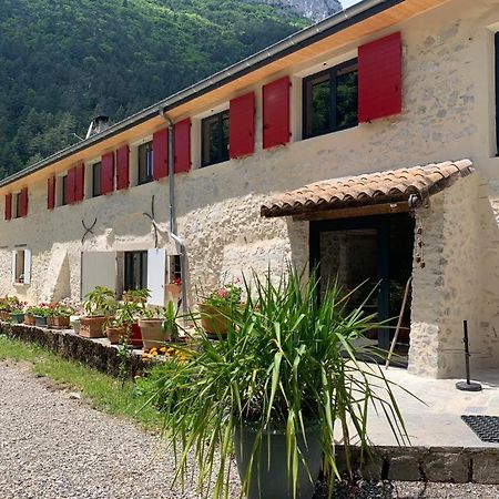 Hotel La Bergerie A Menee Châtillon-en-Diois Zewnętrze zdjęcie