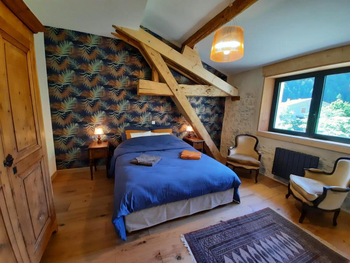 Hotel La Bergerie A Menee Châtillon-en-Diois Zewnętrze zdjęcie