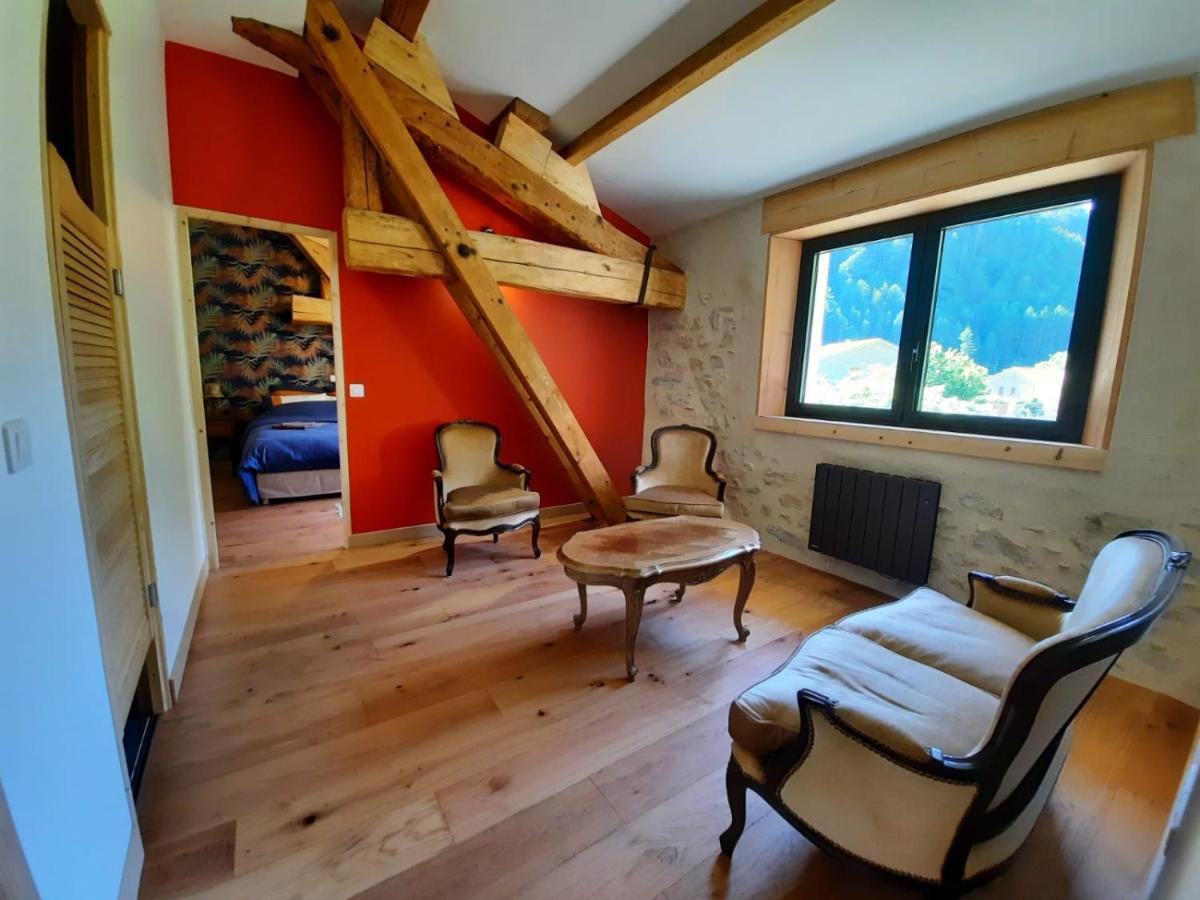 Hotel La Bergerie A Menee Châtillon-en-Diois Zewnętrze zdjęcie